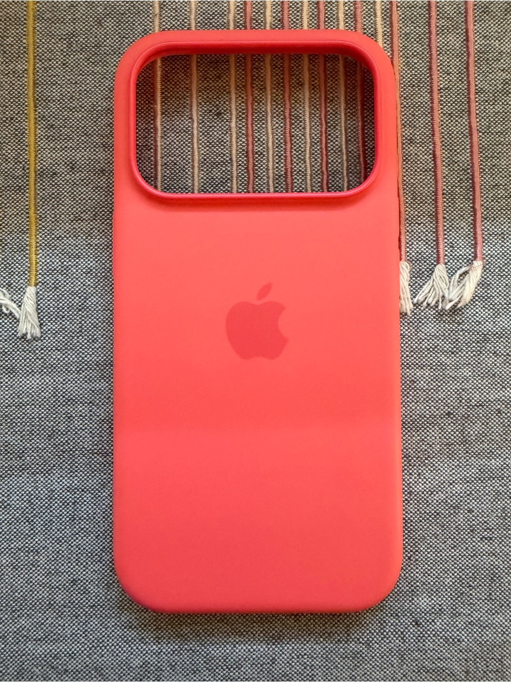 Apple iPhone 17 Pro Silicone Case - Bright Guava